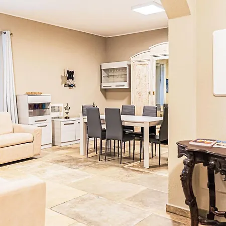 بيت للعطل Balena By Interhome