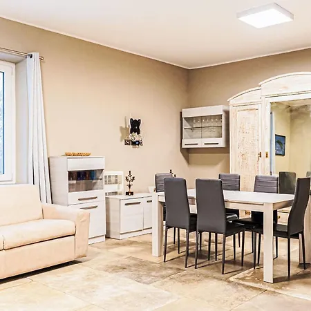 Balena By Interhome بيت للعطل آستي